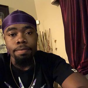 Meet your Posher, Avery